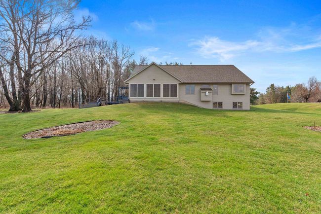 W9722 Cousins Court, House other with 3 bedrooms, 4 bathrooms and null parking in CALAMUS WI | Image 40
