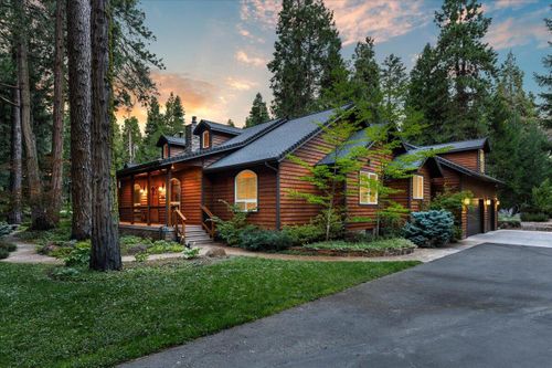 1601 Timber Hills Rd, Mount Shasta, CA, 96067-9012 | Card Image