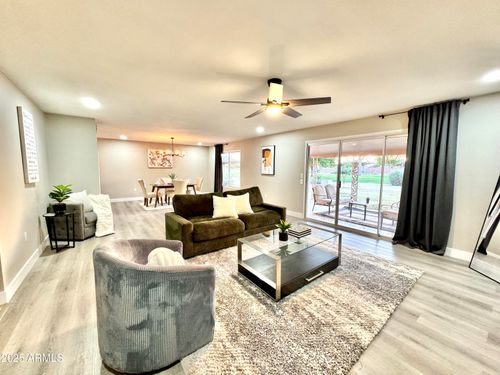 18442 N 104th Ave, Sun City, AZ, 85373-1664 | Card Image