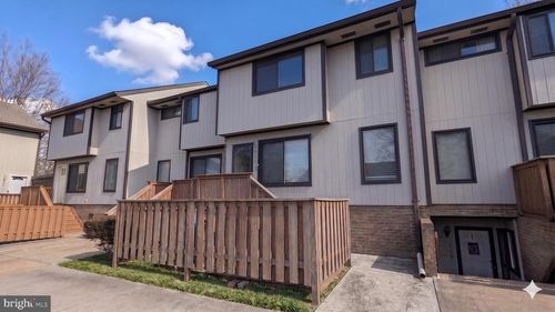 1667-1667 Westwind Way, MCLEAN, VA, 22102-1603 | Card Image