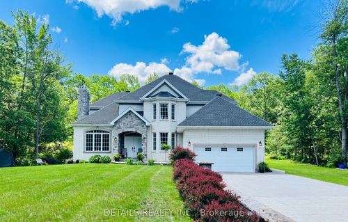 461 John Aselford Dr, Kanata, ON, K2W1A8 | Card Image