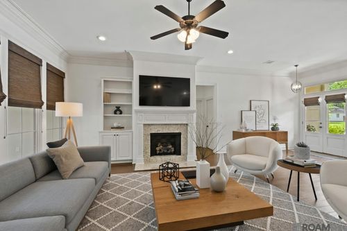 9797 Market West Dr, Baton Rouge, LA, 70810-3637 | Card Image