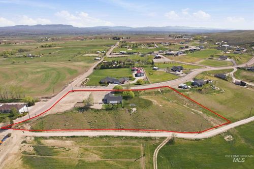 3941 Vista Ridge Ln, New Plymouth, ID, 83655-5067 | Card Image