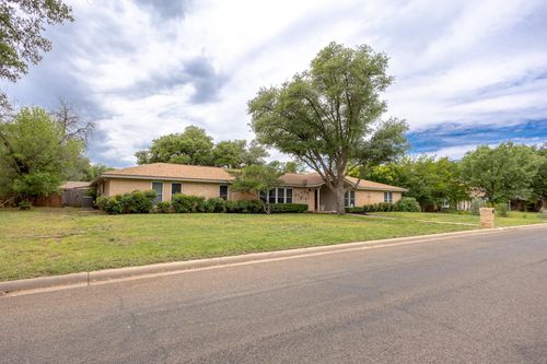 2737 Palo Duro Dr, San Angelo, TX, 76904-7448 | Card Image