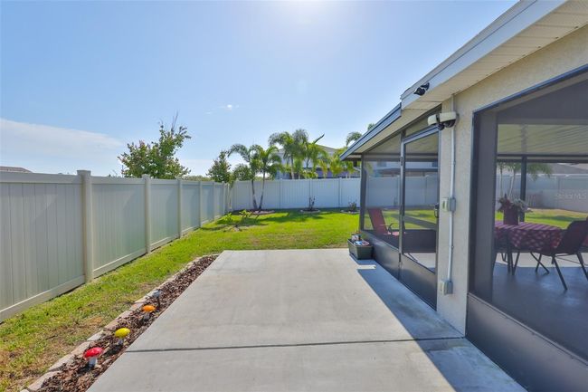 16704 Sunburst Lake St, House other with 3 bedrooms, 2 bathrooms and null parking in WIMAUMA FL | Image 19