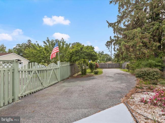 2304 Poplar Rd, House other with 4 bedrooms, 4 bathrooms and null parking in Baltimore MD | Image 68
