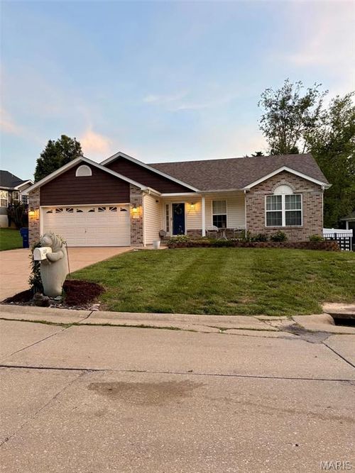 207 Gran Vista Dr, Festus, MO, 63028-4756 | Card Image