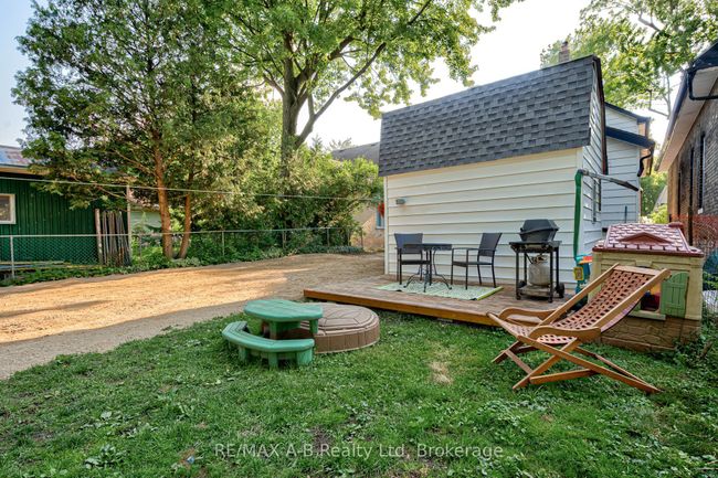 239 Nile St, House other with 4 bedrooms, 2 bathrooms and 8 parking in Stratford ON | Image 41