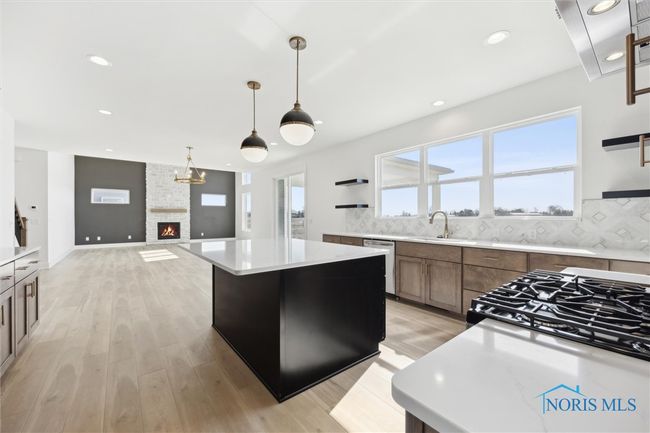 105 Kinloch Drive, House other with 4 bedrooms, 4 bathrooms and 2 parking in Perrysburg OH | Image 11