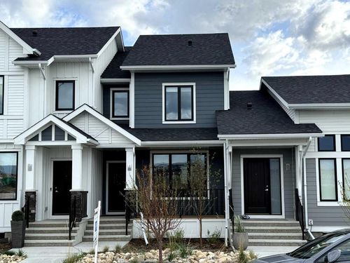43 Larkspur Bend, Okotoks, AB, T1S3K7 | Card Image