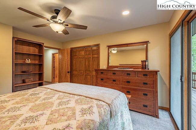 103 Raven Rd, House other with 3 bedrooms, 2 bathrooms and null parking in Beech Mountain NC | Image 34