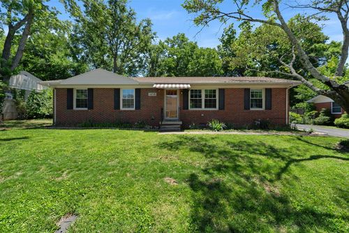 1438 Clayton Ct, Bowling Green, KY, 42104-3229 | Card Image