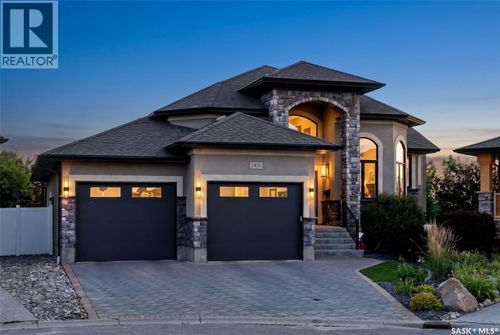 2435 Linner Bay, Regina, SK, S4V1K3 | Card Image