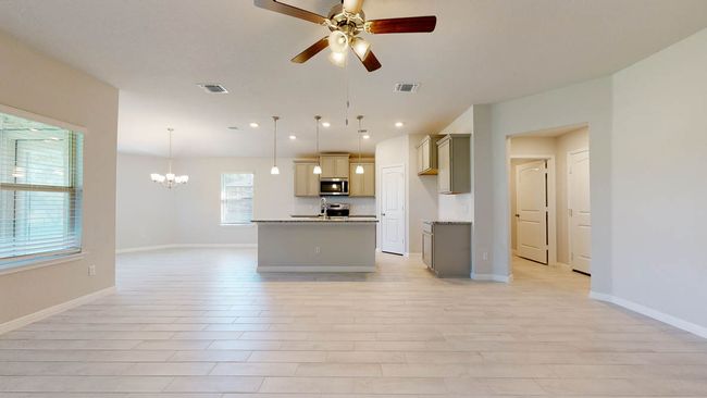 216 Creekfall Rd, House other with 3 bedrooms, 2 bathrooms and 2 parking in Burnet TX | Image 8