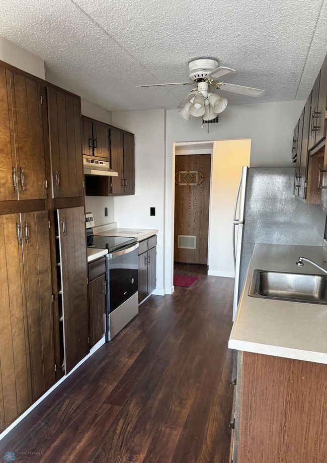 New Stainless Steel Appliances | Image 4