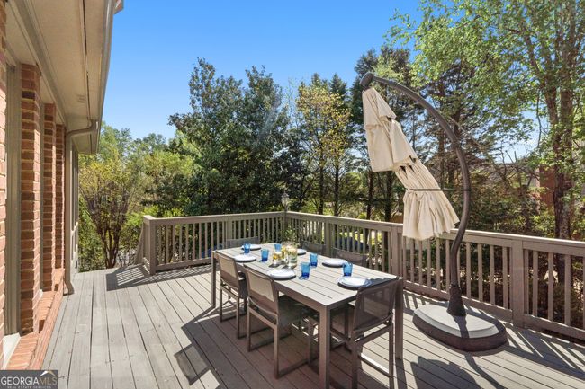 9985 High Falls Pointe, House other with 7 bedrooms, 5 bathrooms and 3 parking in Alpharetta GA | Image 27