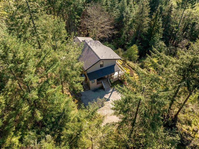 1557 White Sails Dr, House other with 3 bedrooms, 3 bathrooms and 4 parking in Bowen Island BC | Image 37