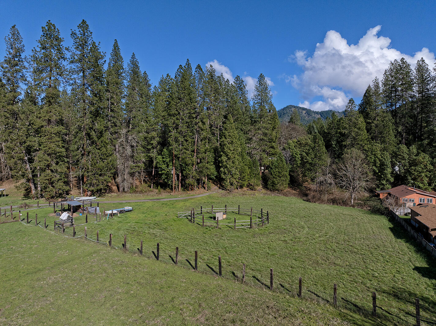 Residential in Rogue River 3