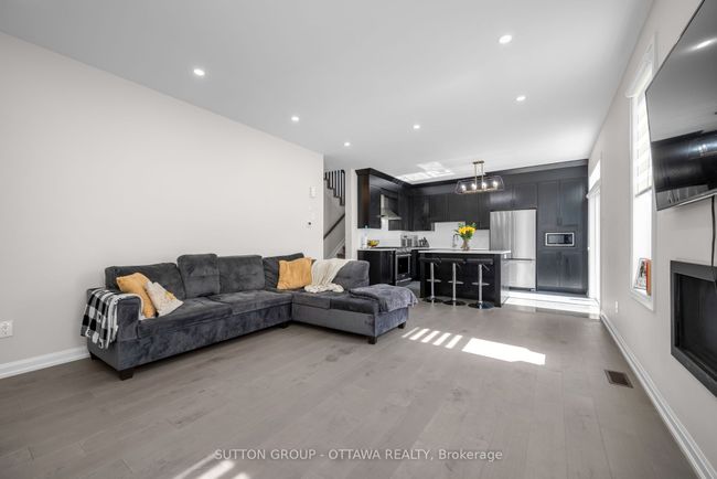 179 Point Prim Crescent, House other with 3 bedrooms, 4 bathrooms and 1 parking in Barrhaven ON | Image 18