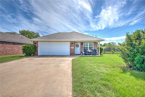 813 Sw Cheyenne Dr, Bentonville, AR, 72712-3536 | Card Image