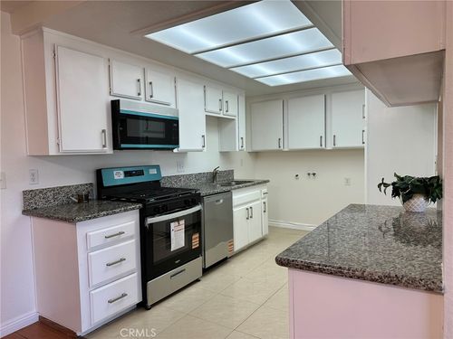 apt-30-16970 Marygold Ave, Fontana, CA, 92335-6772 | Card Image