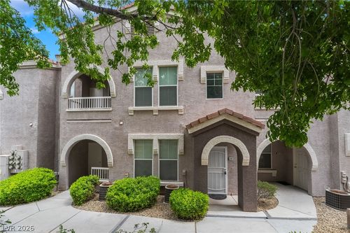 2088-9975 Peace Way, Las Vegas, NV, 89147-8268 | Card Image