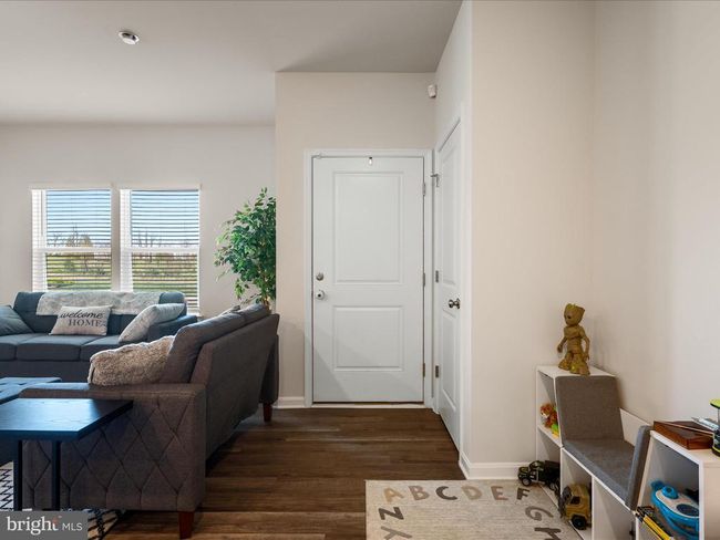 119 Tigney Dr, Townhouse with 3 bedrooms, 3 bathrooms and null parking in STEPHENS CITY VA | Image 4
