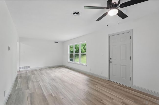 95 Twining Dr, House other with 3 bedrooms, 1 bathrooms and null parking in Denison TX | Image 4