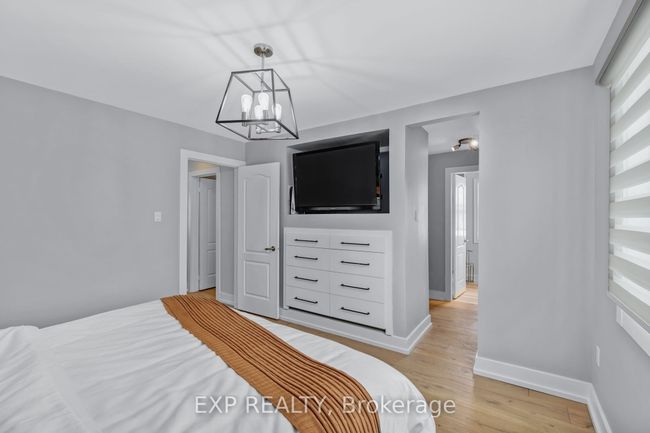 91 Mainprize Cres, House other with 4 bedrooms, 3 bathrooms and 4 parking in Mount Albert ON | Image 15