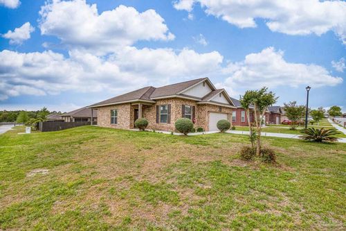5798 Vendome Ct, Milton, FL, 32583-8585 | Card Image