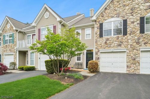 6 Dorchester Dr, Basking Ridge, NJ, 07920-3805 | Card Image