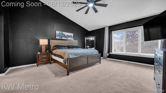 4013 Foxpointe Dr, Condo with 2 bedrooms, 3 bathrooms and null parking in West Bloomfield MI | Image 16