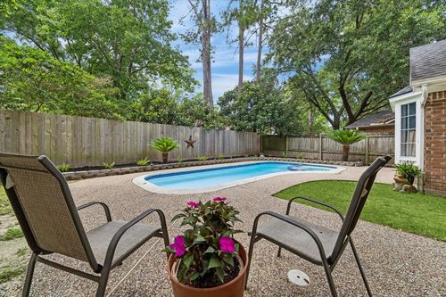 5427 Fern Park Dr, Kingwood, TX, 77339-1231 | Card Image