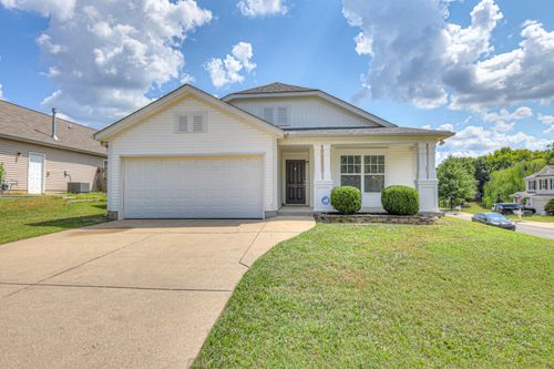 2005 Lexington Farms Ln, Spring Hill, TN, 37174-2910 | Card Image