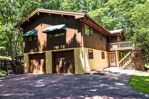 223 Briarwood Dr, Effort, PA, 18330-8030 | Card Image