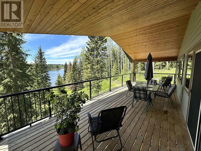 8396 Rainbow Country Road, House other with 3 bedrooms, 3 bathrooms and null parking in Bridge Lake BC | Image 9