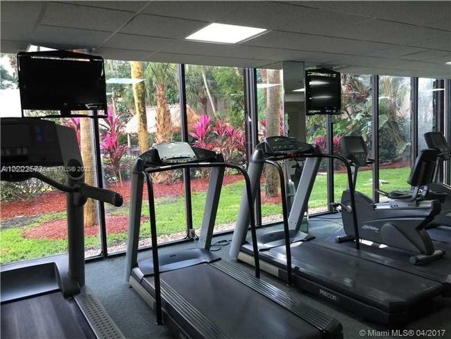 APT-1420 - 540 Brickell Key Dr, Condo with 1 bedrooms, 2 bathrooms and null parking in Miami FL | Image 19