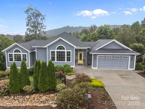 45 Penley Park Dr, Weaverville, NC, 28787-5511 | Card Image