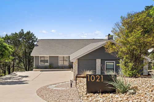 1021 Coventry Rd, Spicewood, TX, 78669-3121 | Card Image