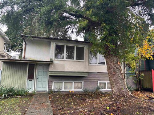 2511 Upland Dr, Vancouver, BC, V5S2B6 | Card Image