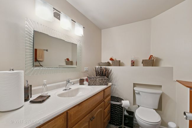 22001 Jordan Ln, Townhouse with 2 bedrooms, 3 bathrooms and 2 parking in Richton Park IL | Image 22