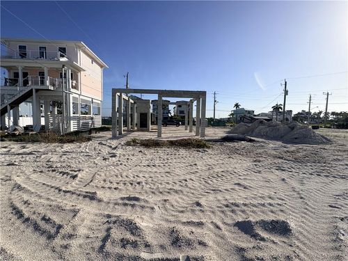 452 Estero Blvd, FORT MYERS BEACH, FL, 33931-2000 | Card Image