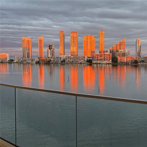 apt-1001-2800 Island Blvd, Aventura, FL, 33160-4937 | Card Image