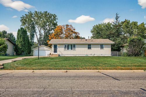 157 Oak Park Dr Ne, Blaine, MN, 55434-1942 | Card Image