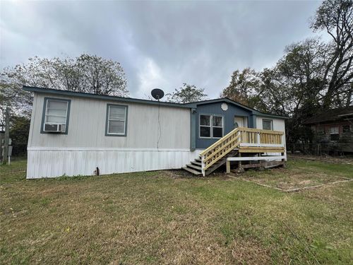 2350 Fm 980 Rd, Huntsville, TX, 77320-1700 | Card Image