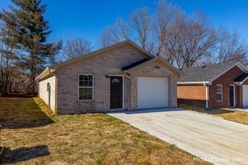 25-313 Baughman Ave, Danville, KY, 40422-3218 | Card Image