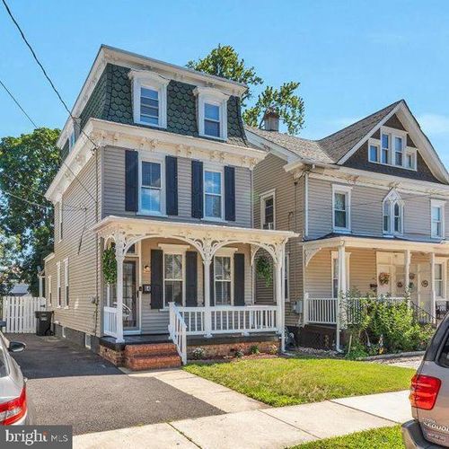 64 E Centre St, WOODBURY, NJ, 08096-2416 | Card Image