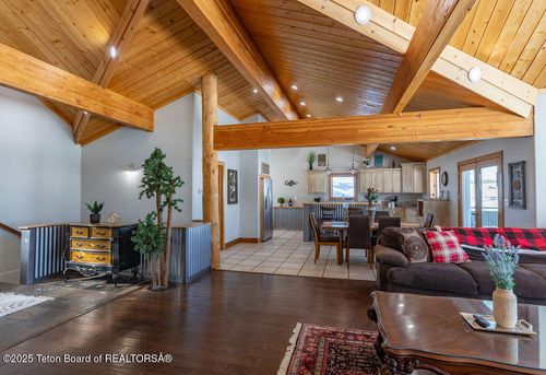 1132 Saddle Dr, Etna, WY, 83118-8721 | Card Image