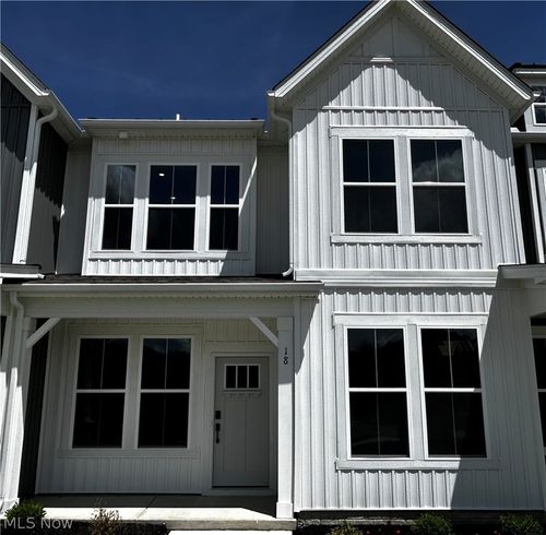 18 Paige Lane, Hudson, OH, 44236 | Card Image