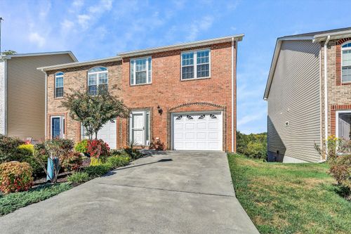 897 Walhalla Ct, Roanoke, VA, 24019-4964 | Card Image